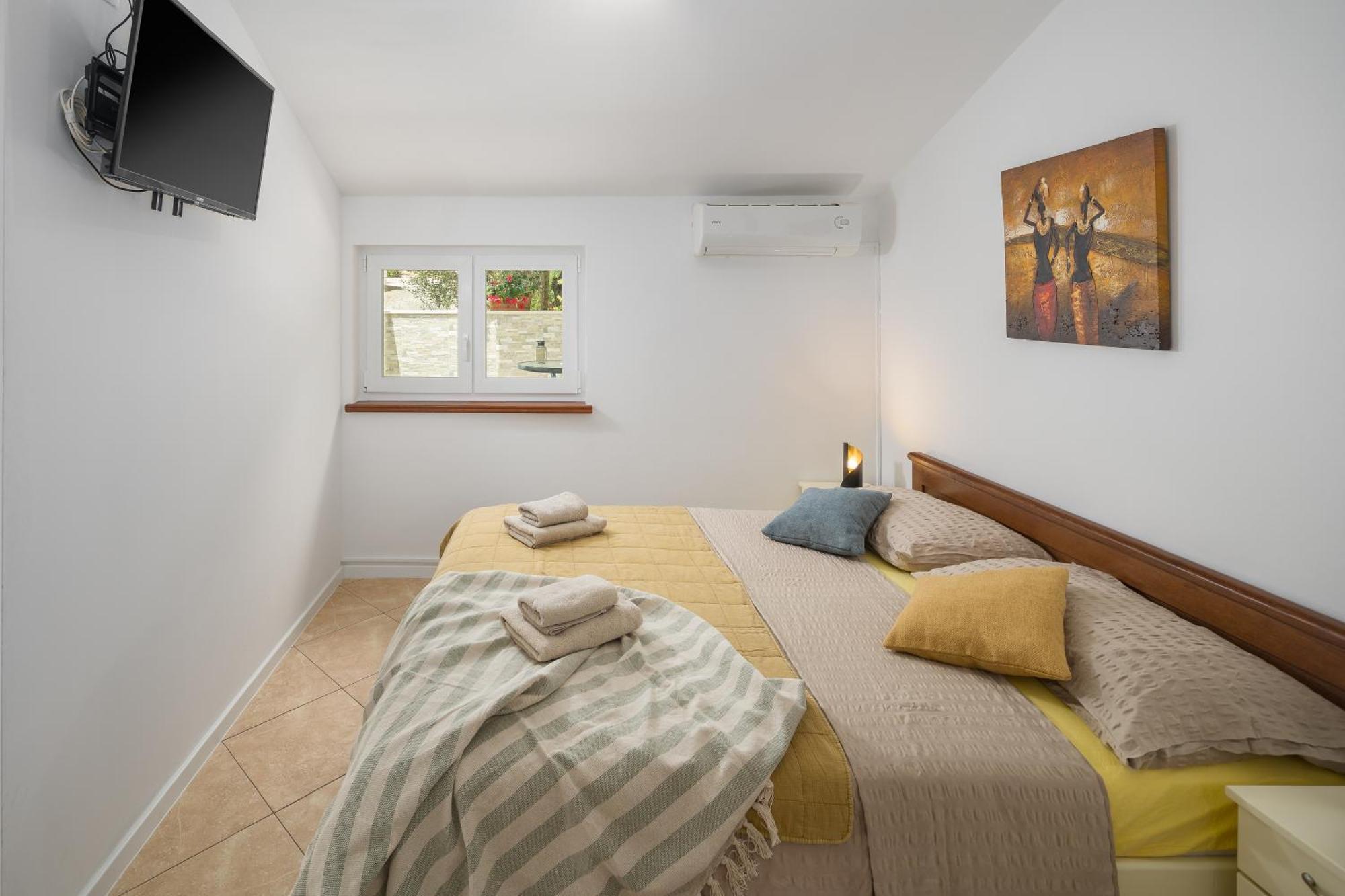 Guest House Ravnic Porec Bagian luar foto