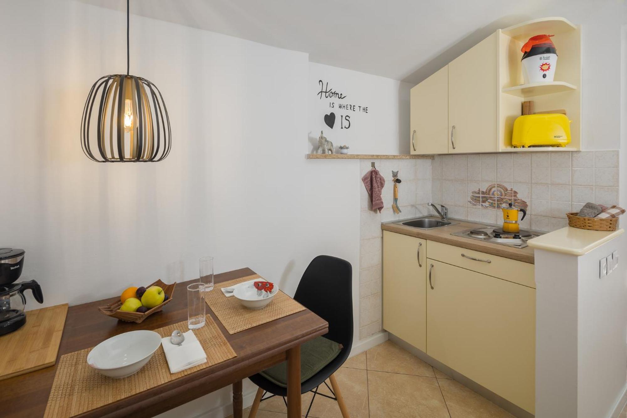 Guest House Ravnic Porec Bagian luar foto